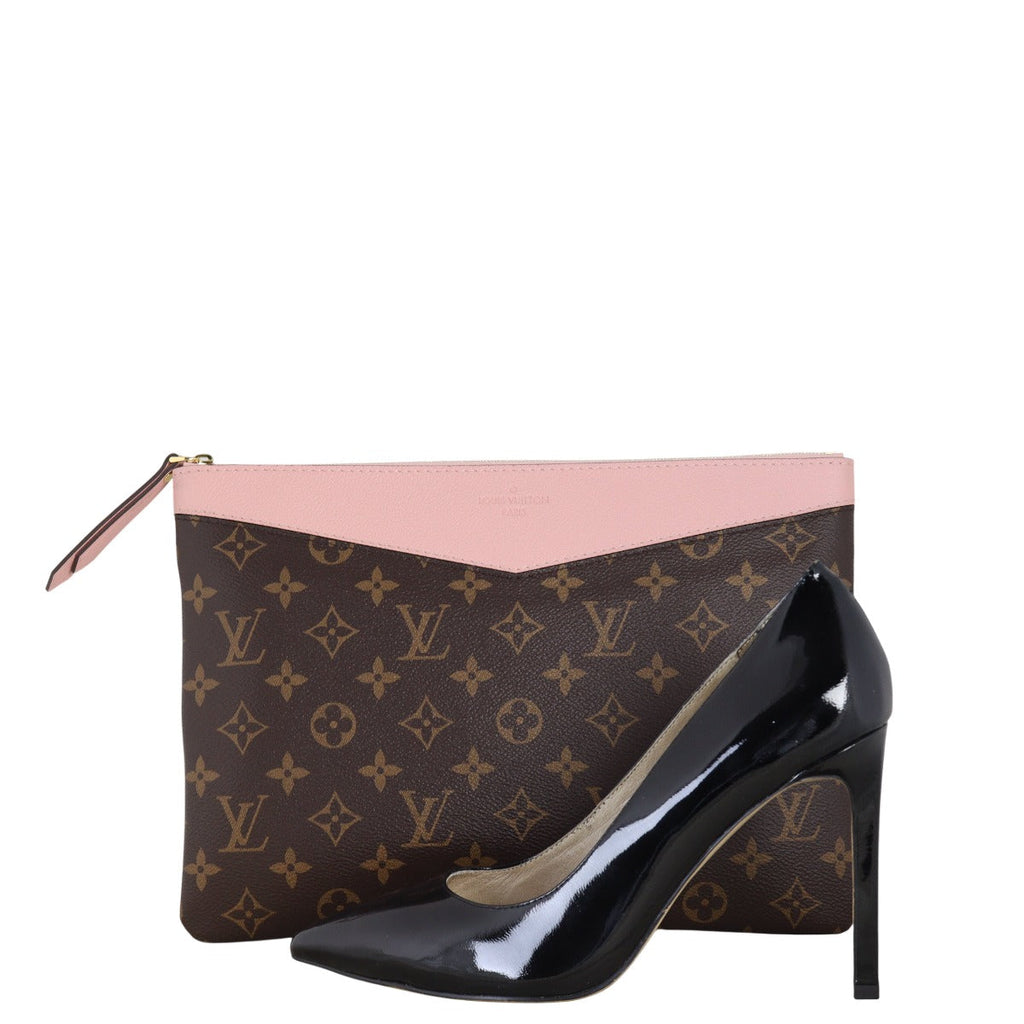 Louis Vuitton Daily Pouch Monogram