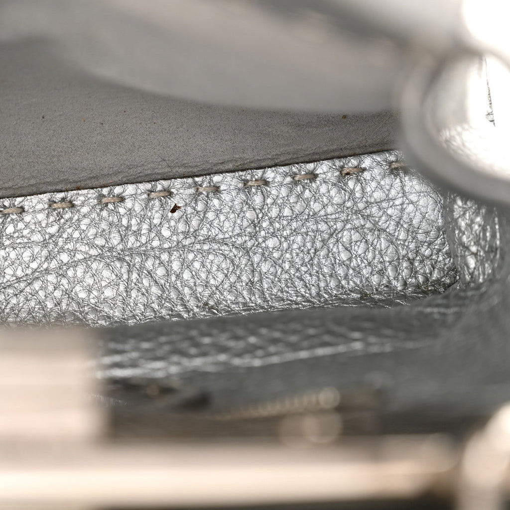Cuoio Romano Lux Selleria Mini Peekaboo Iconic Satchel Argento