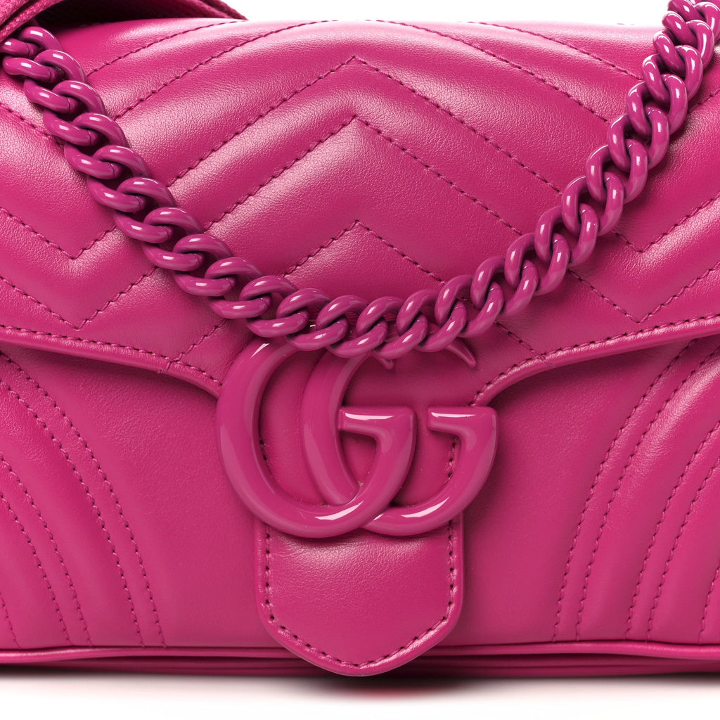 Calfskin Matelasse Monochrome GG Marmont Crossbody Shoulder Bag Classic Fuxia