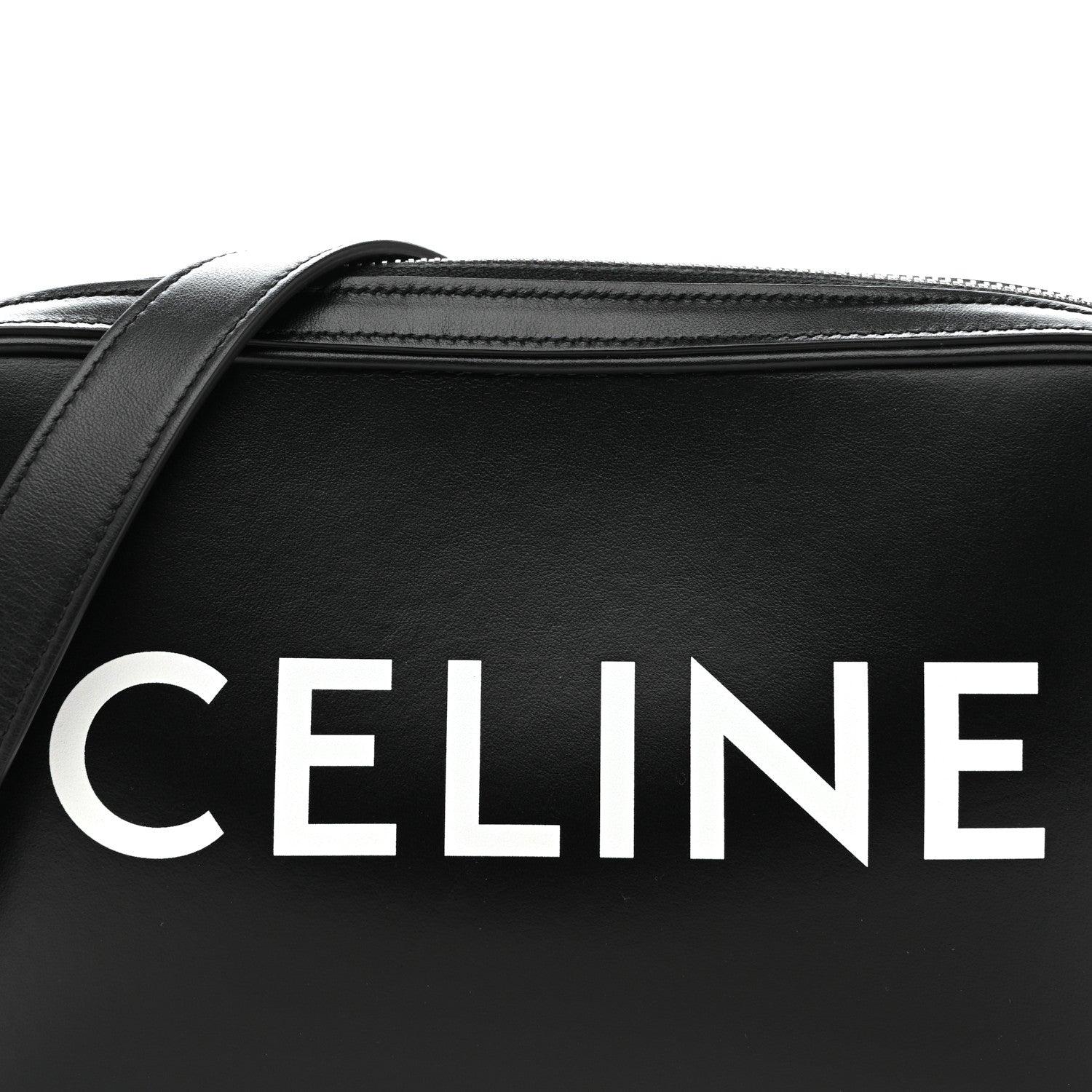 Smooth Calfskin Medium Messenger Bag Black