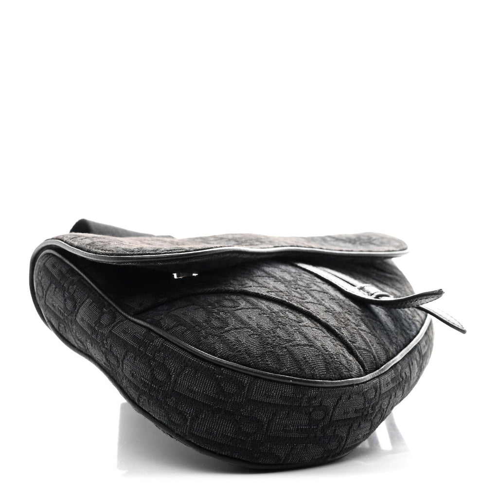Oblique Mens Saddle Bag Black