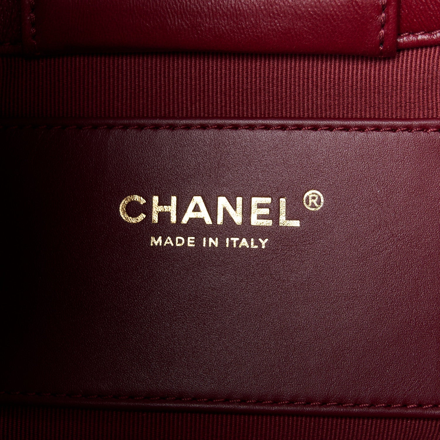 Lambskin Quilted Small CC Links Hobo Burgundy