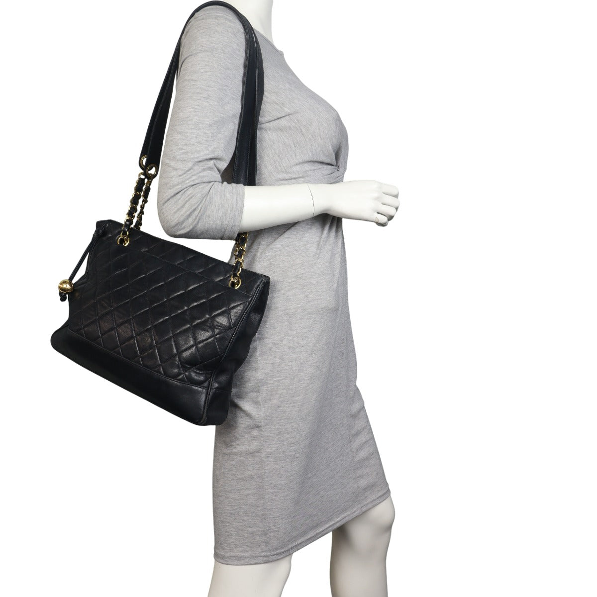 Chanel Vintage Chain Tote