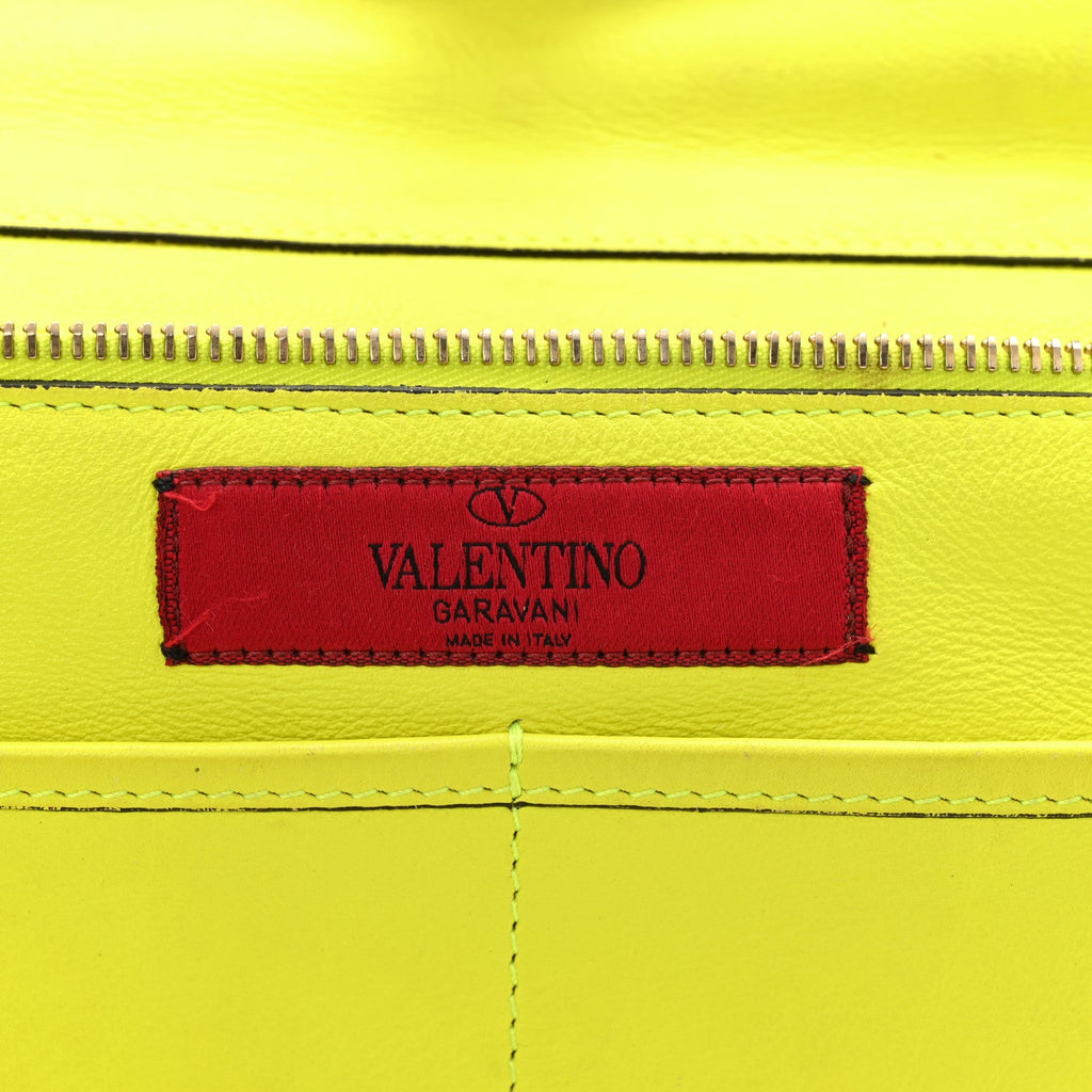 Vitello Medium Rockstud Tote Yellow Fluo