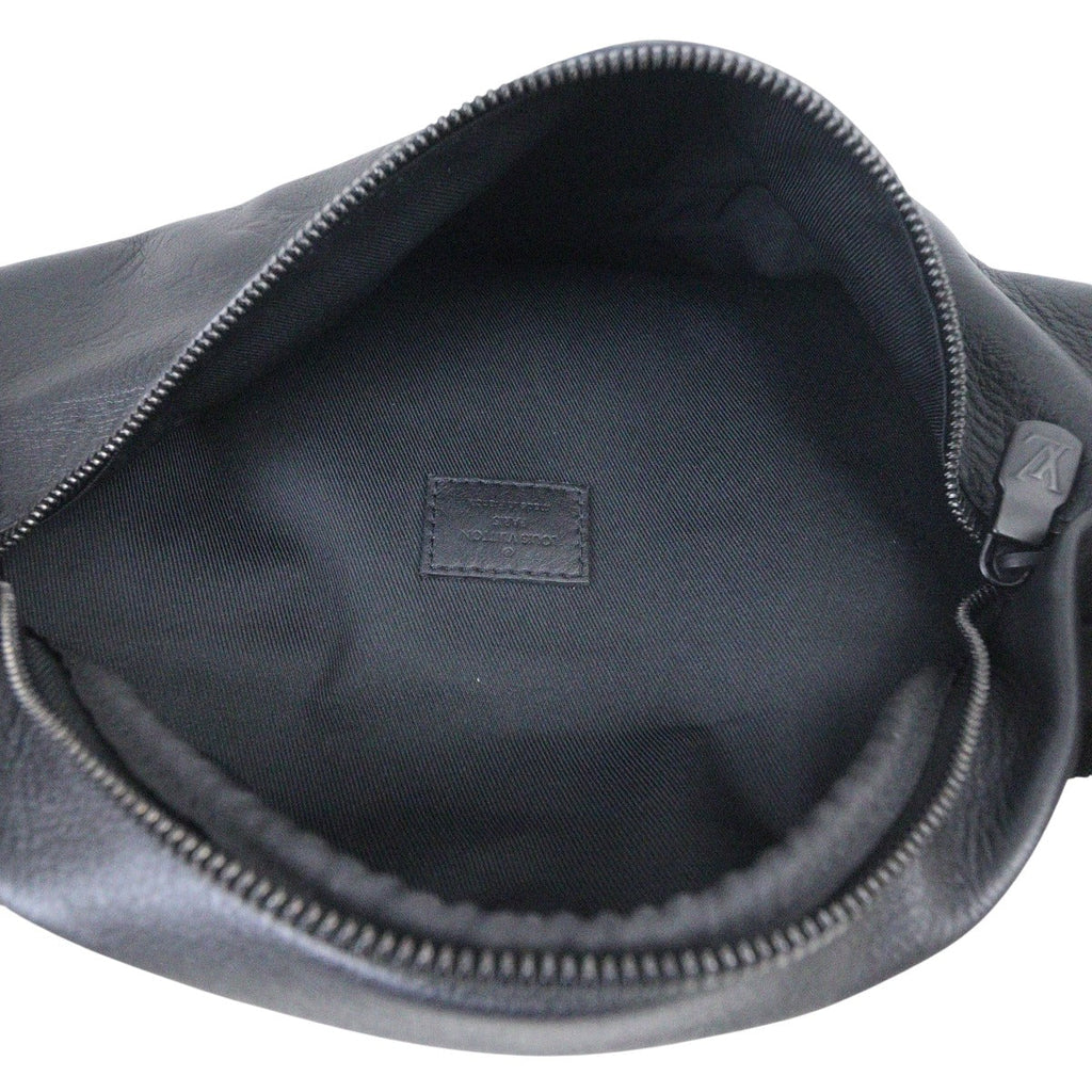 Louis Vuitton Discovery Bum Bag Monogram Shadow