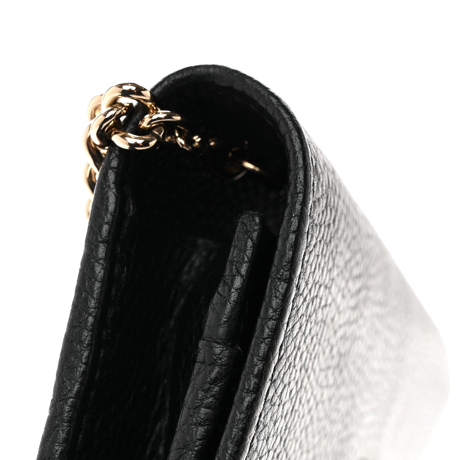 Pebbled Calfskin Soho Wallet On Chain Black