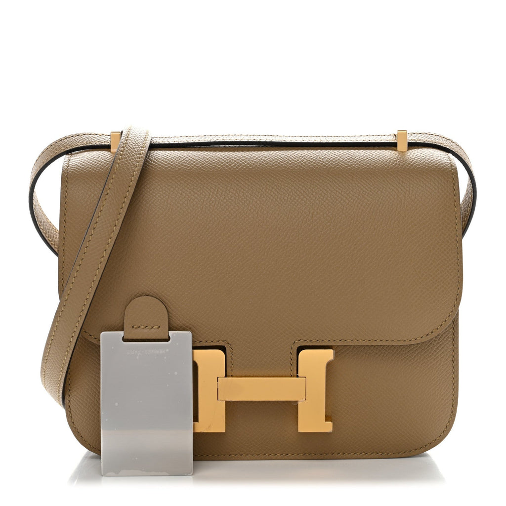 Epsom Constance 18 Poussiere
