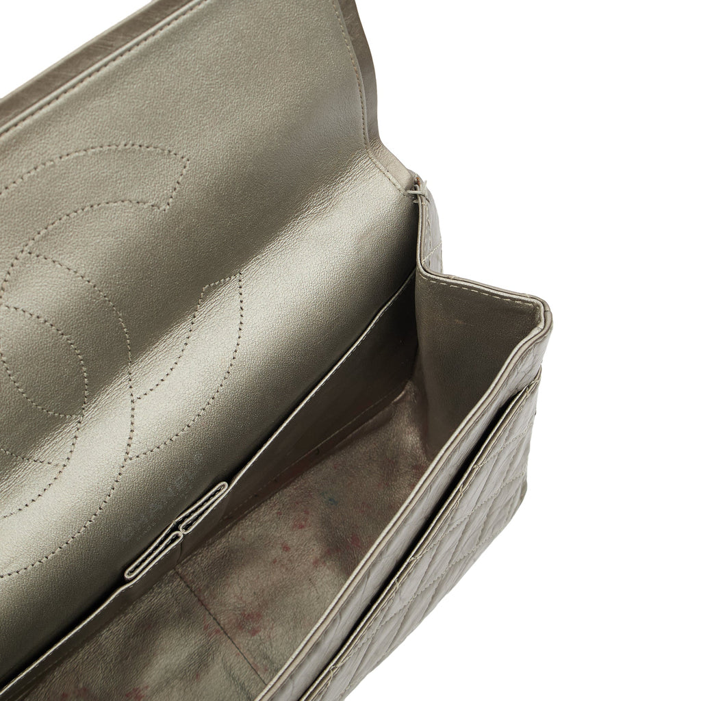 Chanel Shoulder Bag 2.55 Reissue in Metallic, Leather