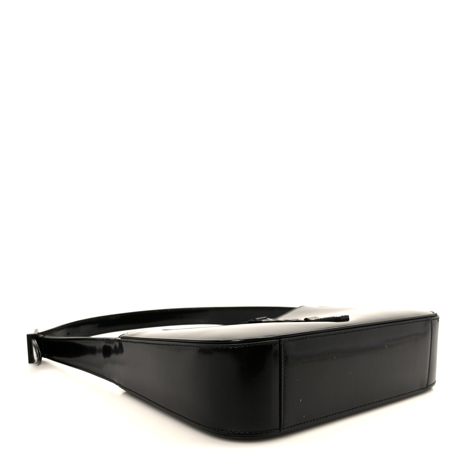 Patent Le 5 A 7 Monochrome Hobo Black