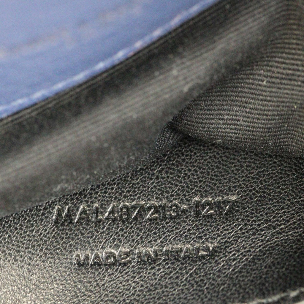Saint Laurent College Medium