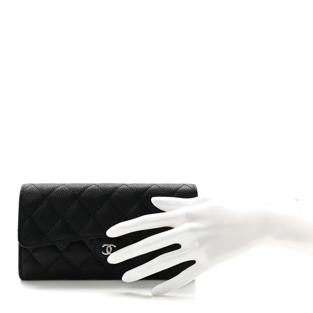 Caviar Quilted Large Gusset Flap Wallet Black