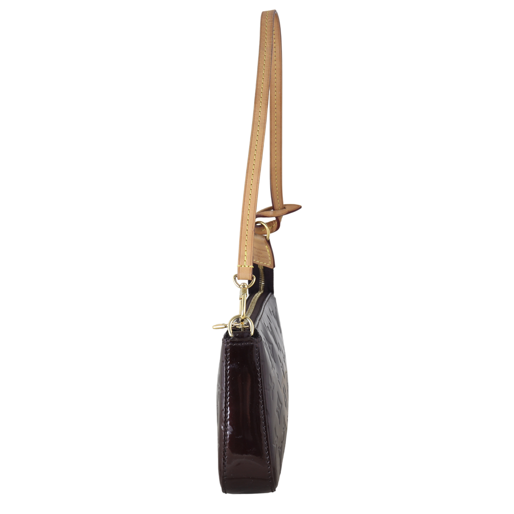 Louis Vuitton Pochette Accessoires Monogram Vernis