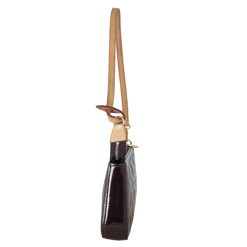 Louis Vuitton Pochette Accessoires Monogram Vernis