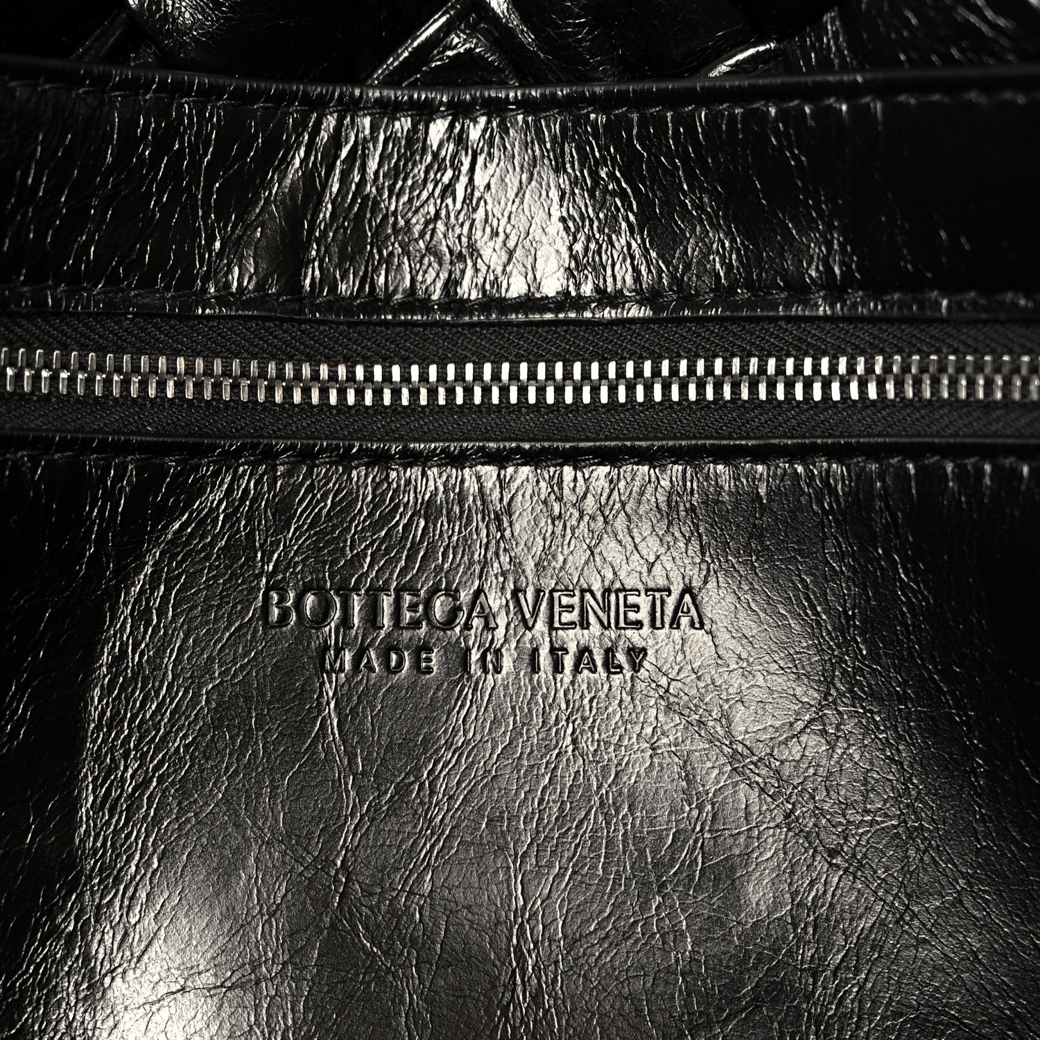 Calfskin Intreccio Kalimero Messenger Black