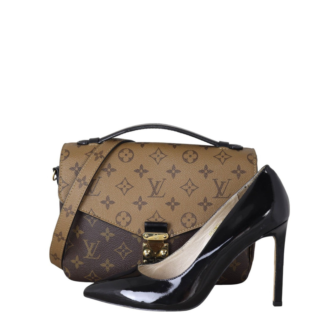 Louis Vuitton Pochette Metis Monogram Reverse
