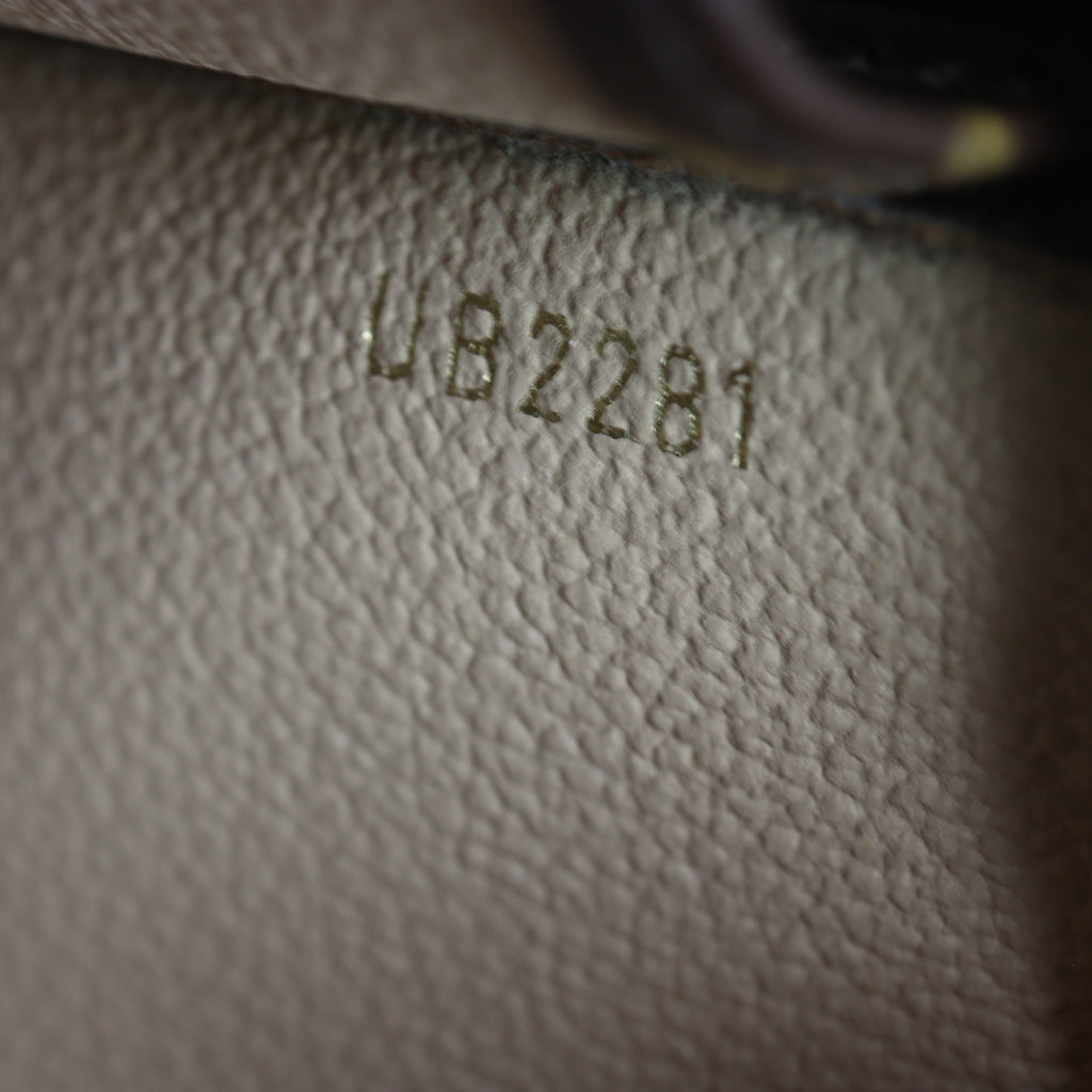 Louis Vuitton Toiletry Pouch 26 Monogram