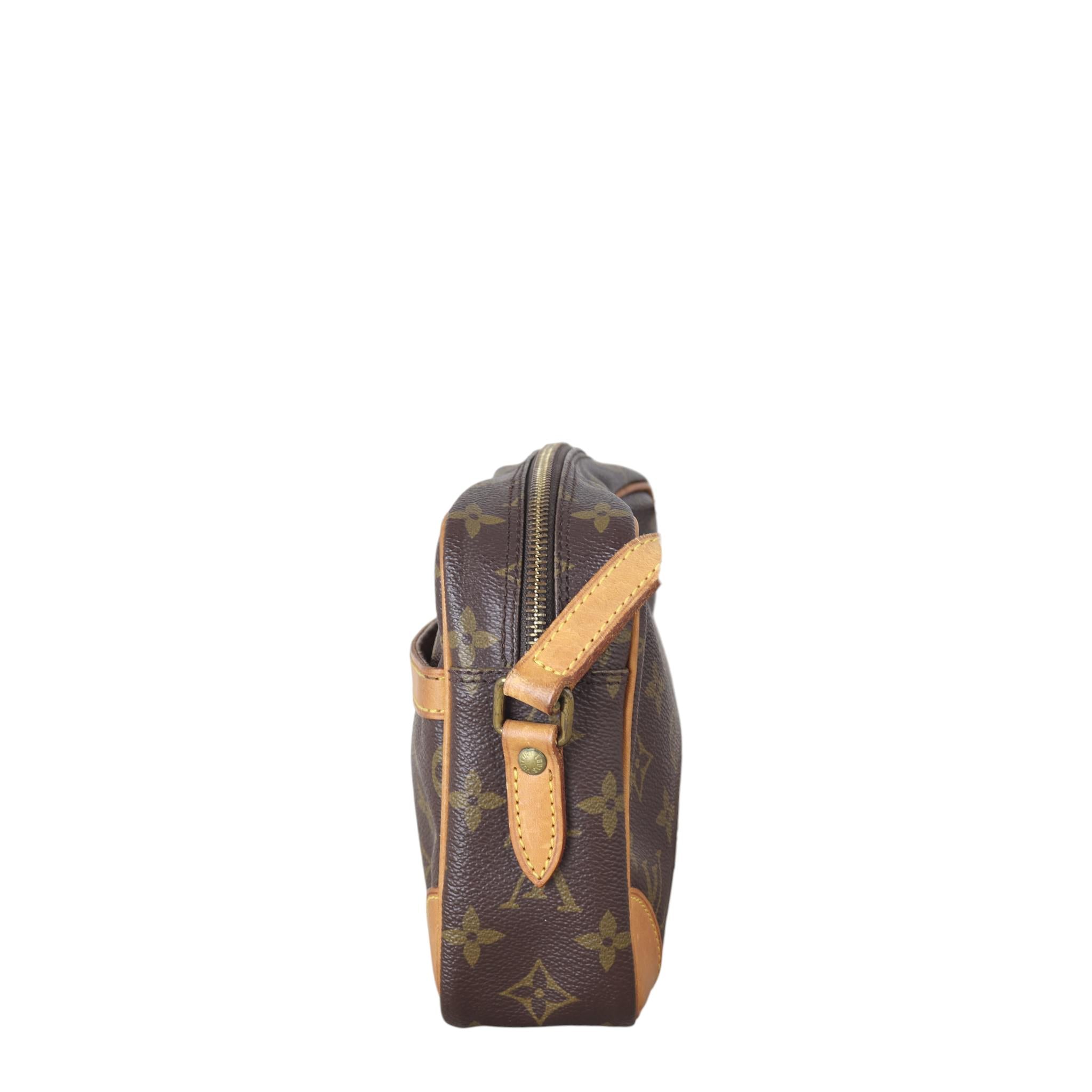Louis Vuitton Trocadero 23 Monogram