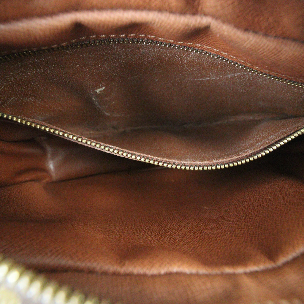 Louis Vuitton Trocadero 23 Monogram