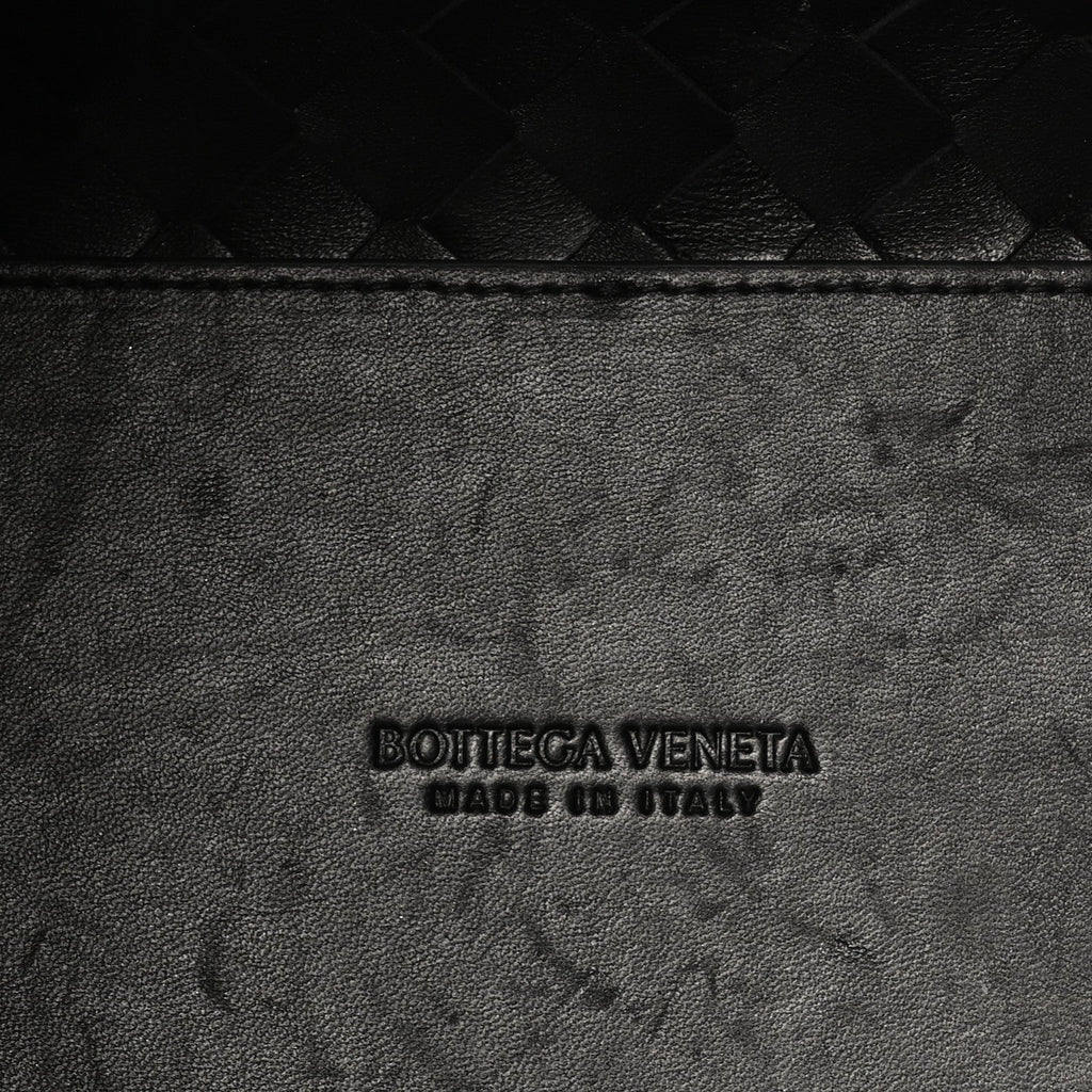 Nappa Intrecciato Medium Andiamo Shoulder Bag Black