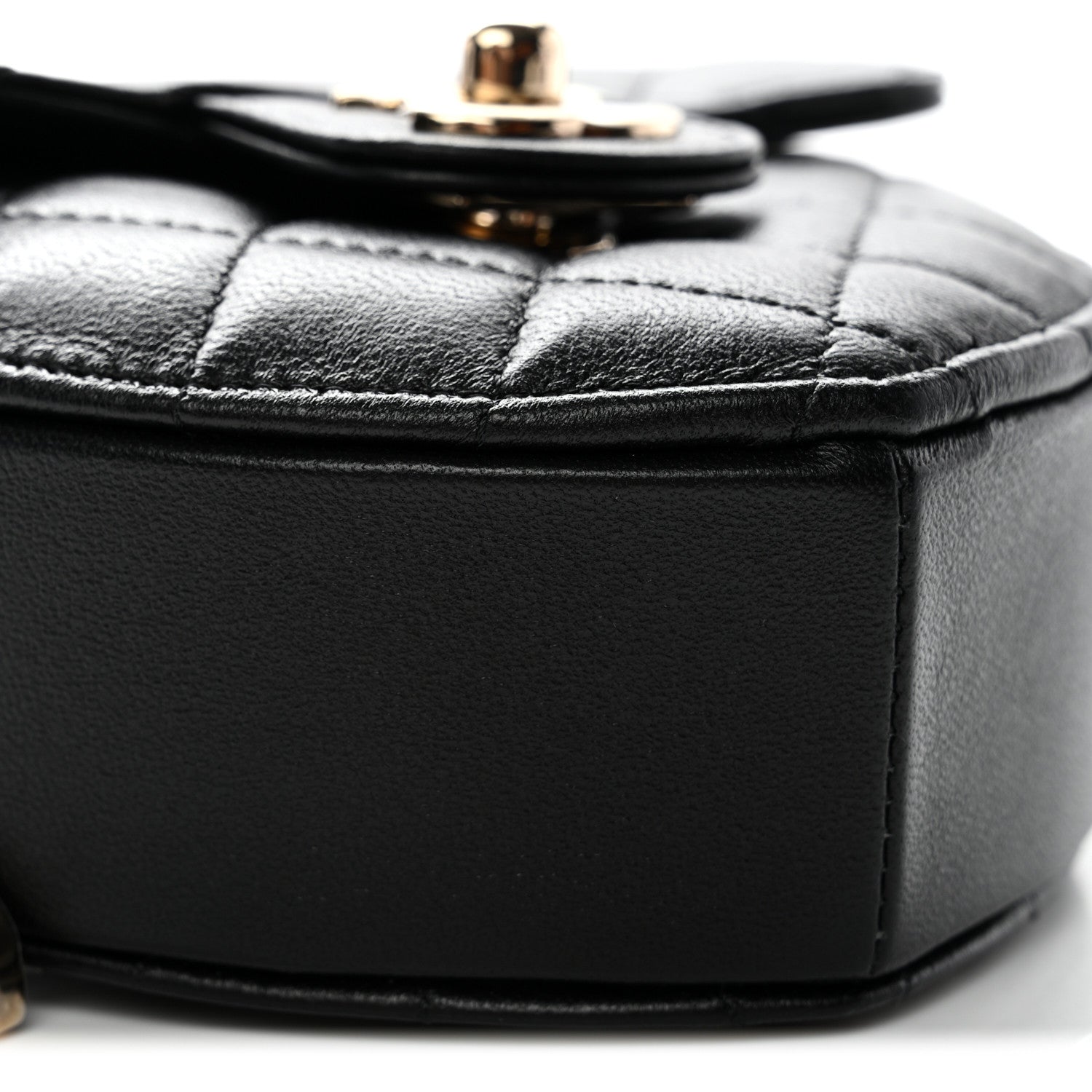 Lambskin Quilted CC In Love Heart Clutch With Chain Black