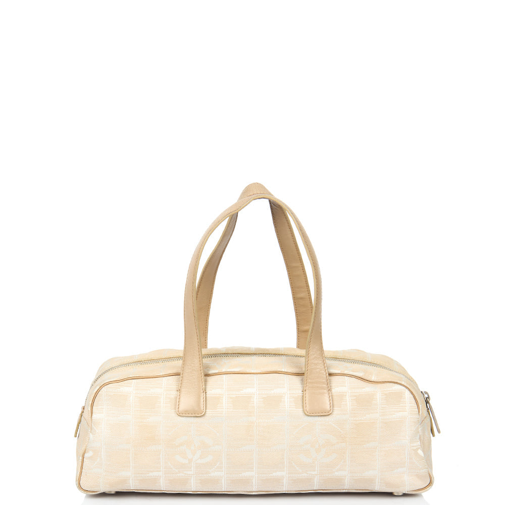 Chanel Shoulder Bag Travel Ligne Bowler in Neutral, Fabric
