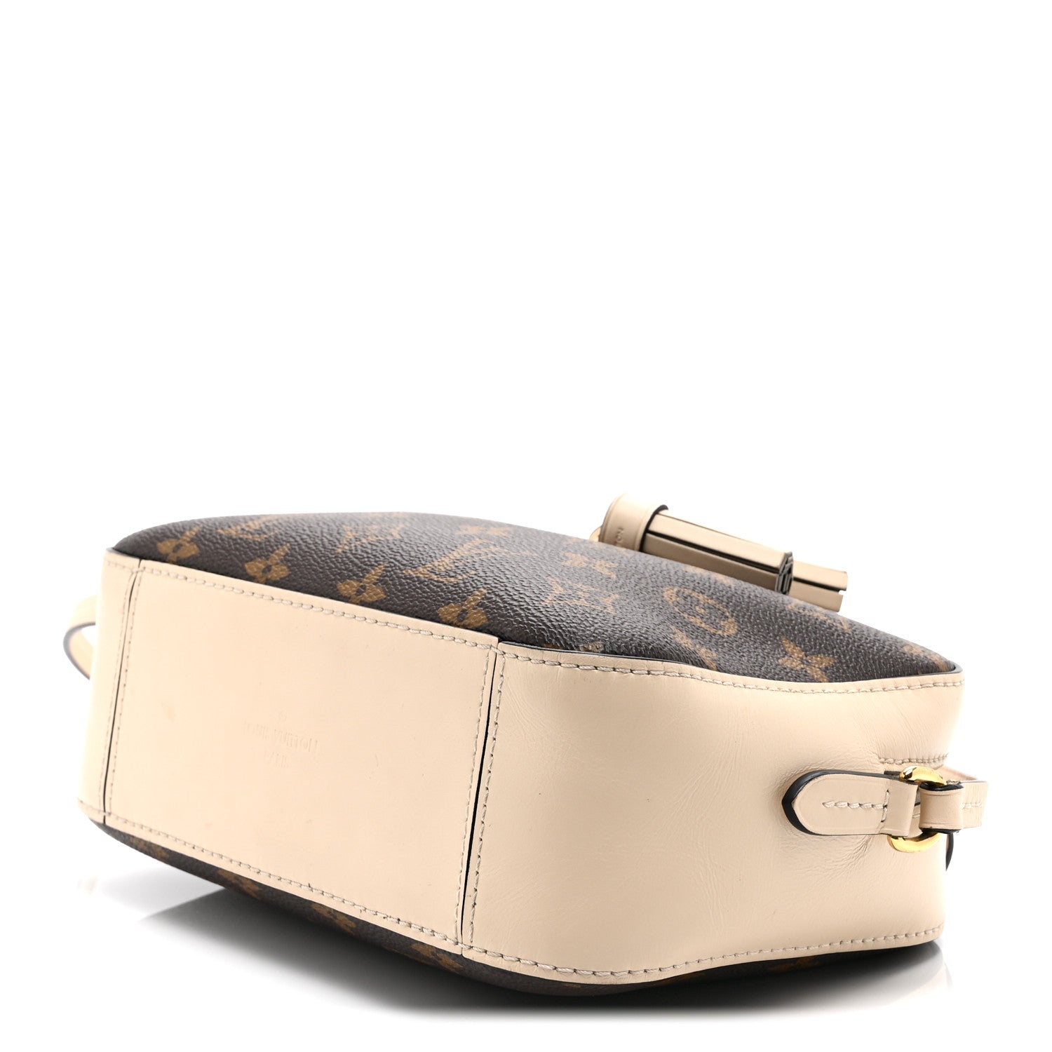 Monogram Saintonge Creme