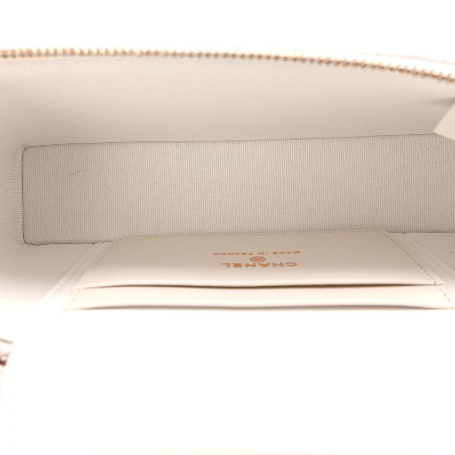 Caviar Quilted Top Handle Slim Vanity With Chain White