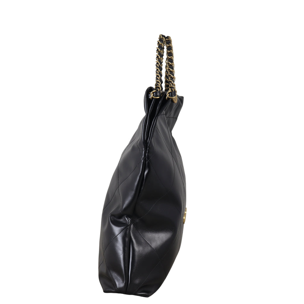 Chanel 22 Hobo Small