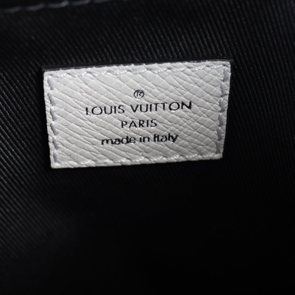 Louis Vuitton Outdoor Messenger Monogram Taigarama
