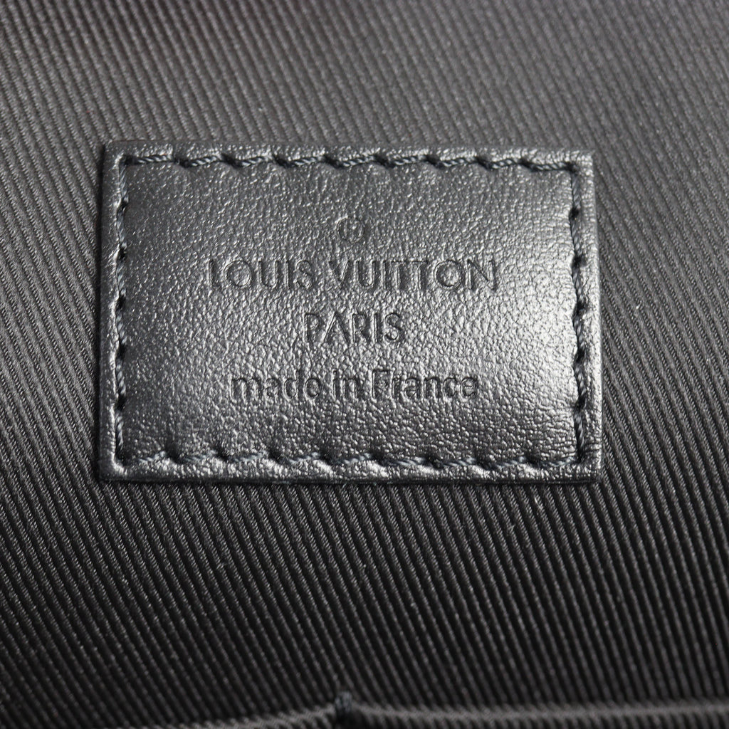 Louis Vuitton Christopher Messenger Taurillon