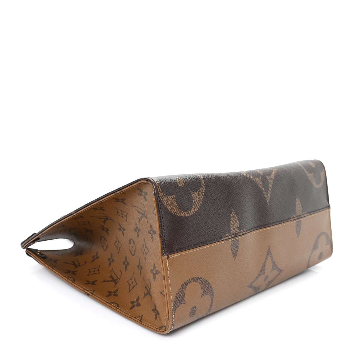Reverse Monogram Giant Onthego MM