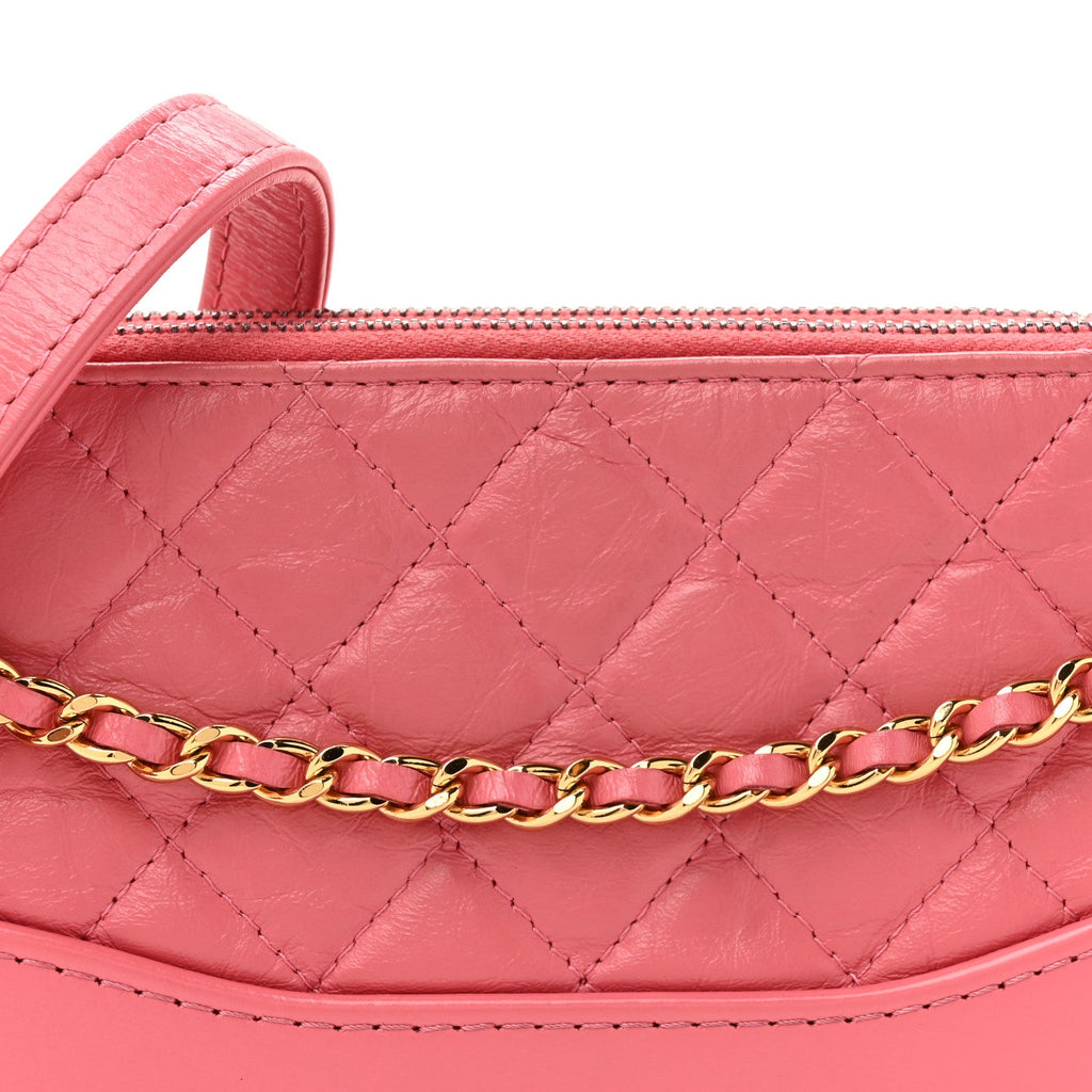 Aged Calfskin Quilted Small Gabrielle Clutch With Chain Pink