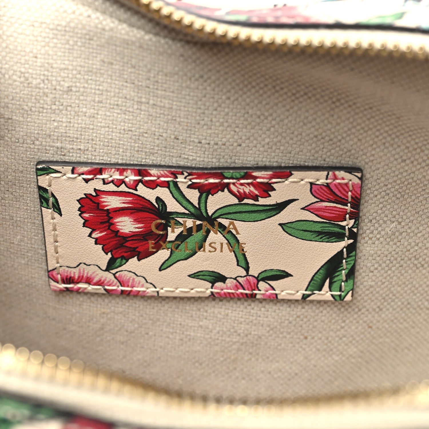 Calfskin Matelasse Diagonal Brit Roses Print Mini Interlocking G Heart Shoulder Bag White Multicolor