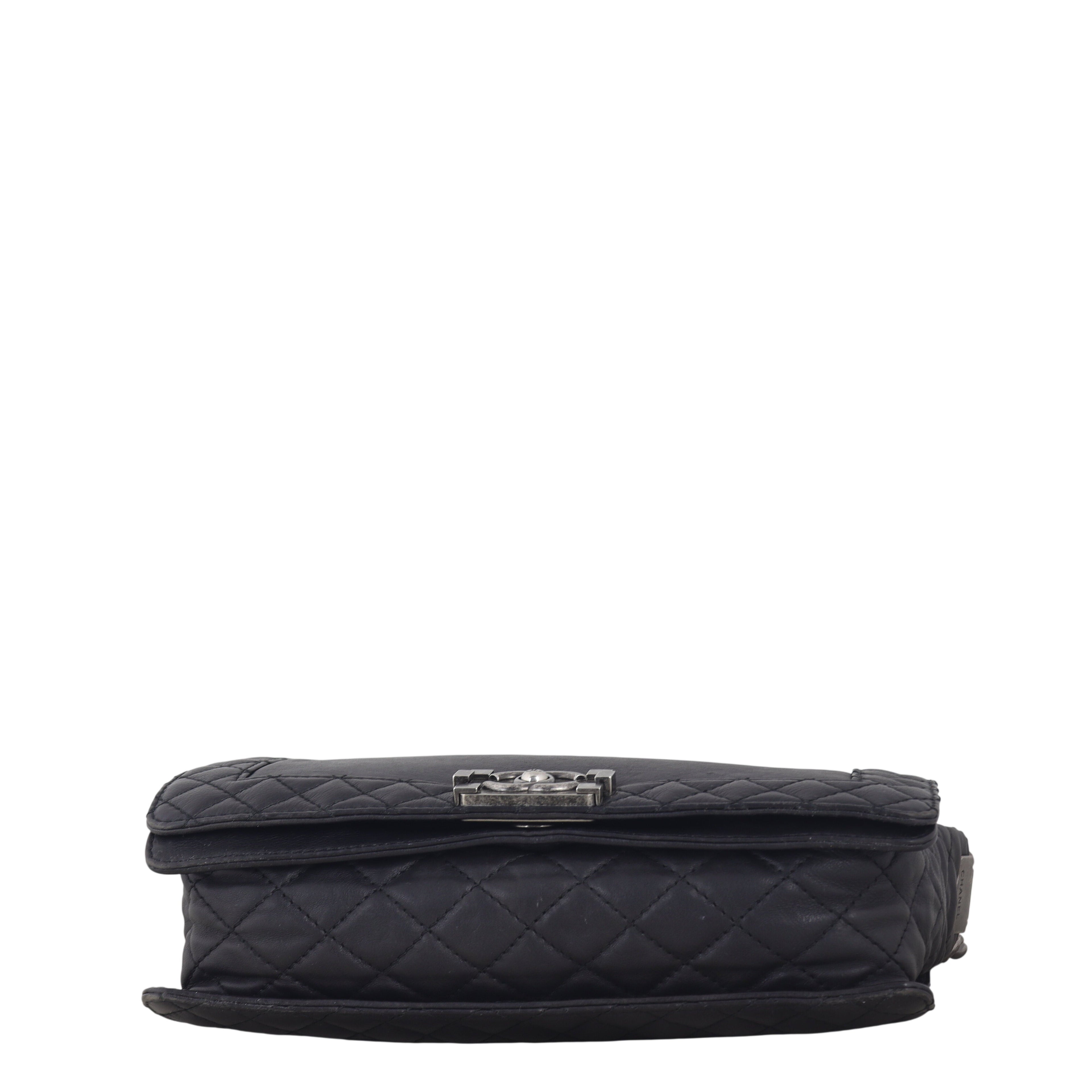 Chanel Boy Reverso New Medium
