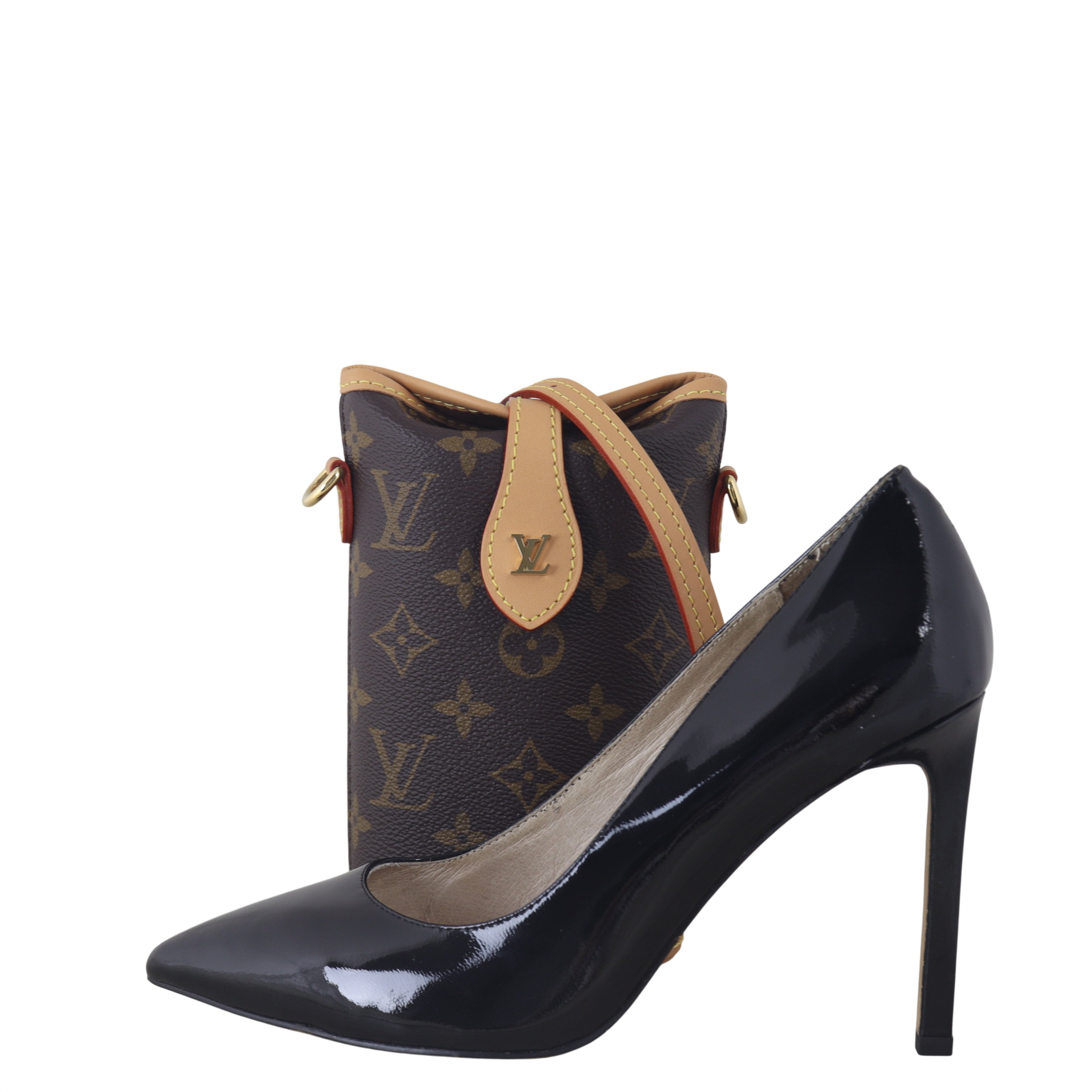 Louis Vuitton Fold Me Pouch Monogram