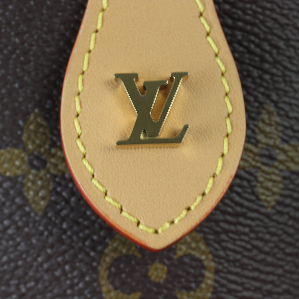 Louis Vuitton Fold Me Pouch Monogram
