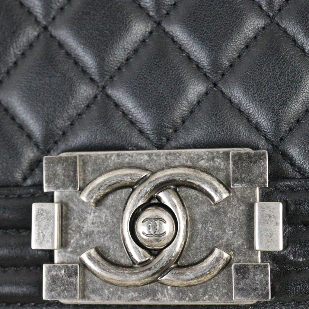 Chanel Boy Old Medium