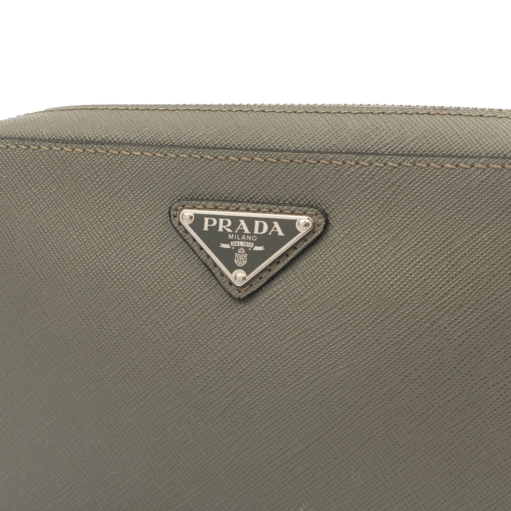 Prada Clutch Brique - Small in Grey, Calfskin