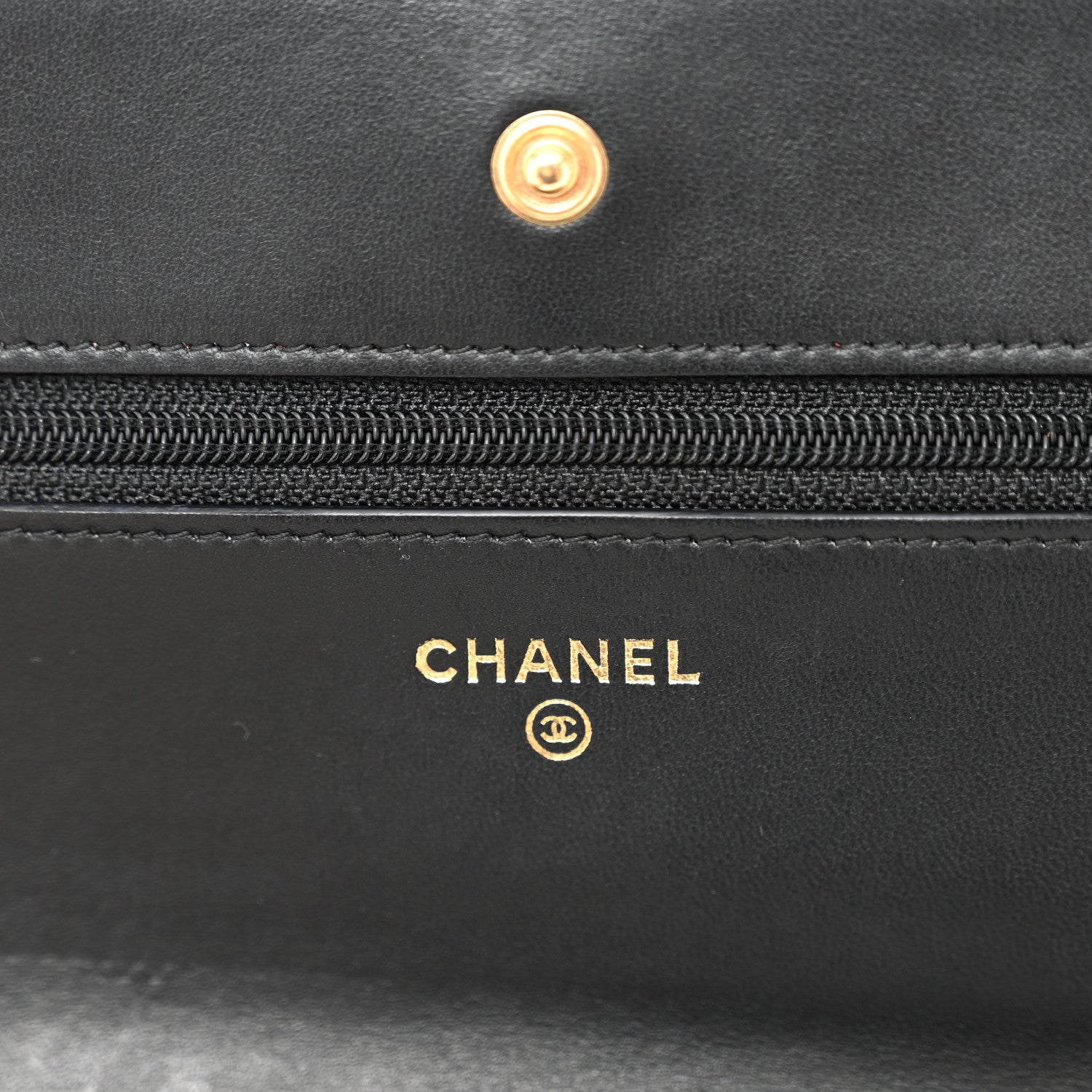 Lambskin Quilted Wallet On Chain WOC Black