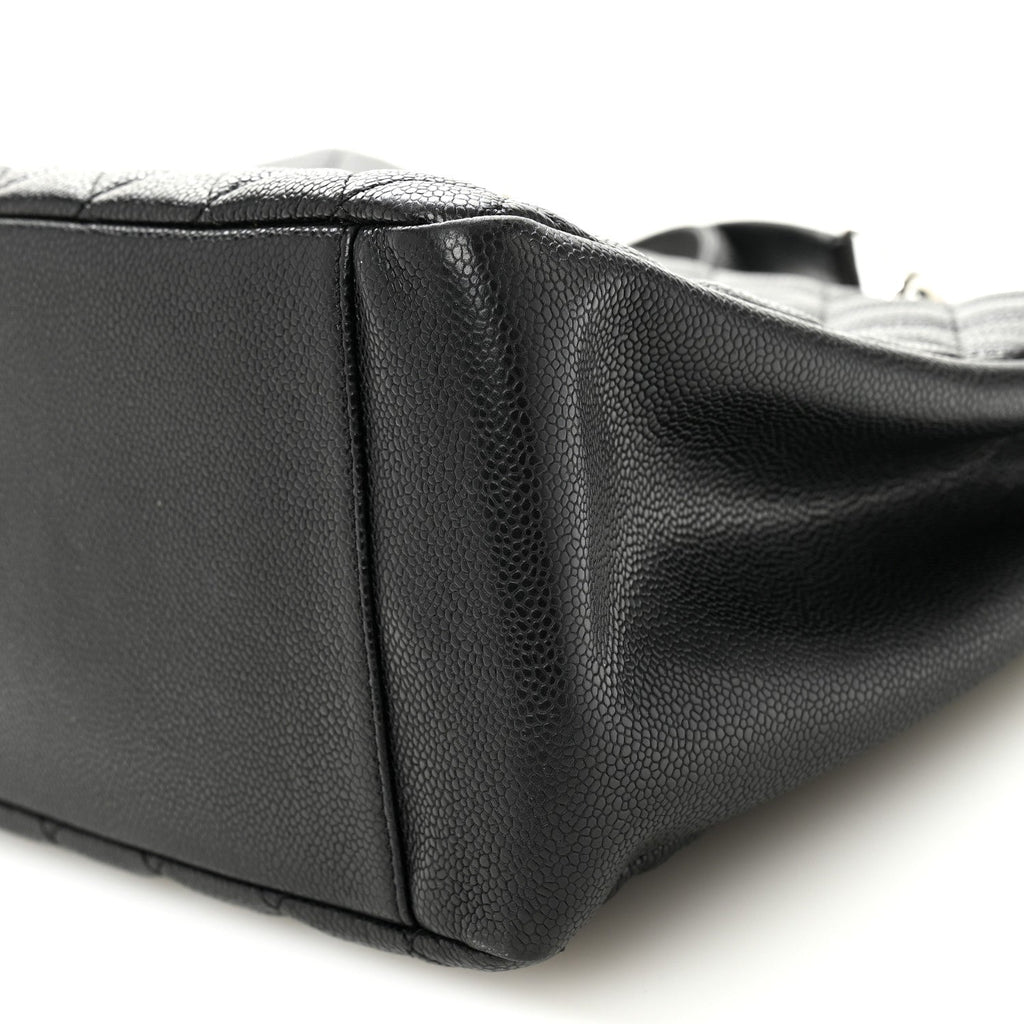 Caviar Quilted Grand Shopping Tote GST Black