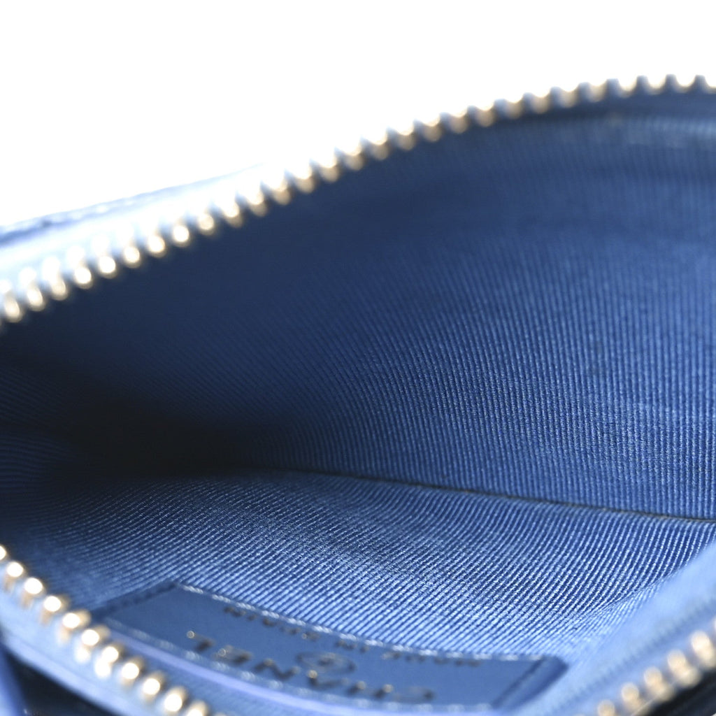 Caviar Quilted CC Zip  Holder Blue