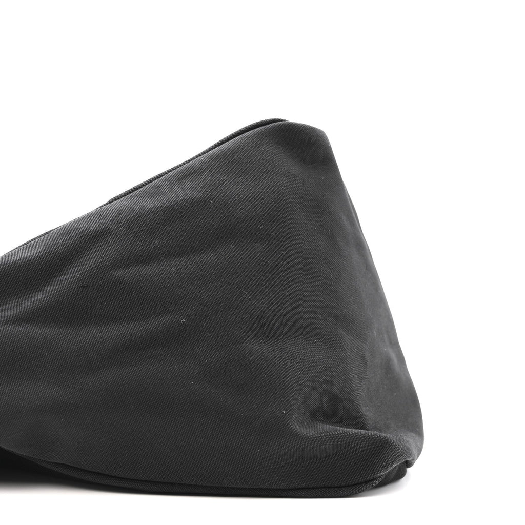 Canapa Triangle Shoulder Bag Black