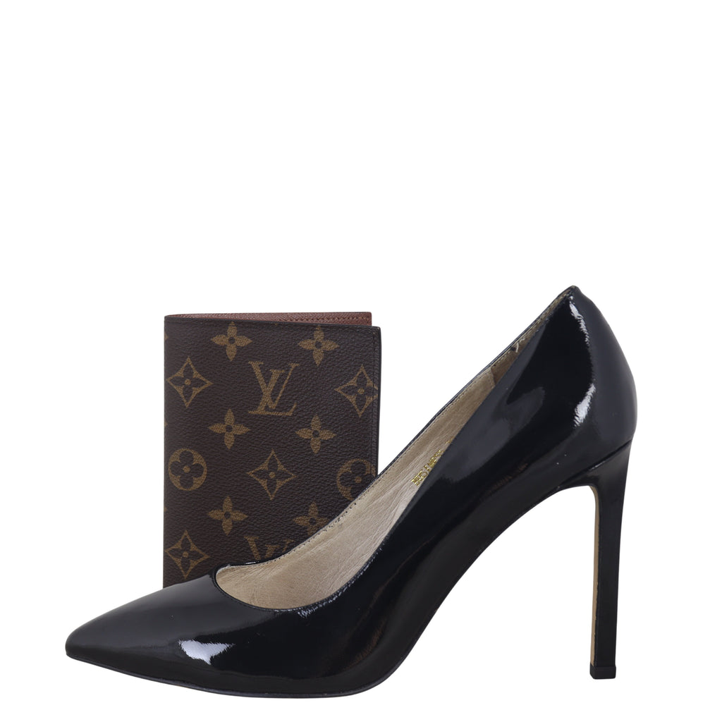 Louis Vuitton Passport Holder Monogram