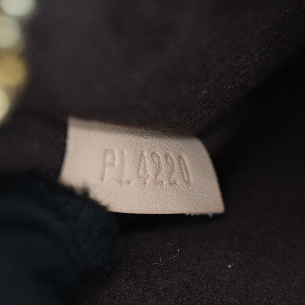 Louis Vuitton Pochette Metis Monogram