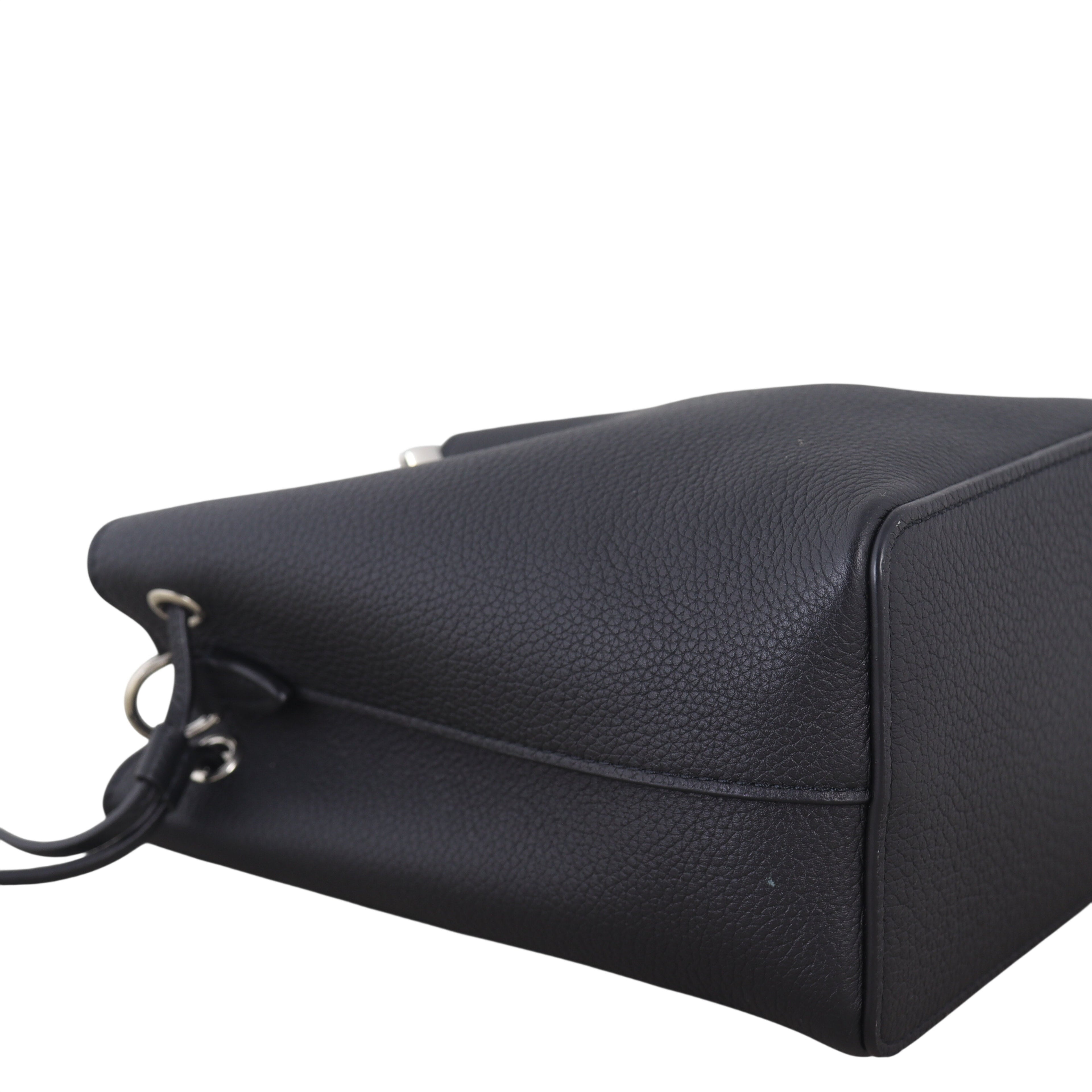 Louis Vuitton Lockme Bucket Mini