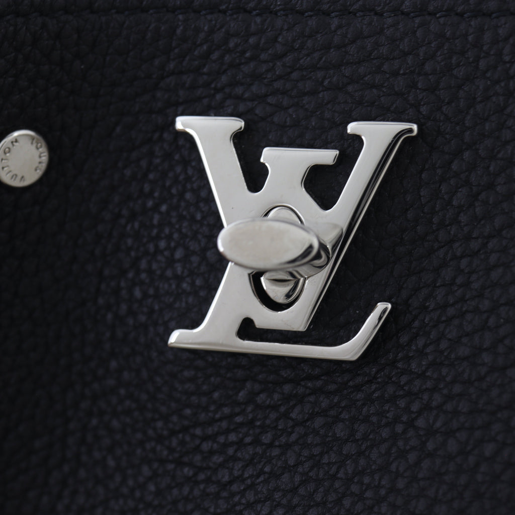 Louis Vuitton Lockme Bucket Mini