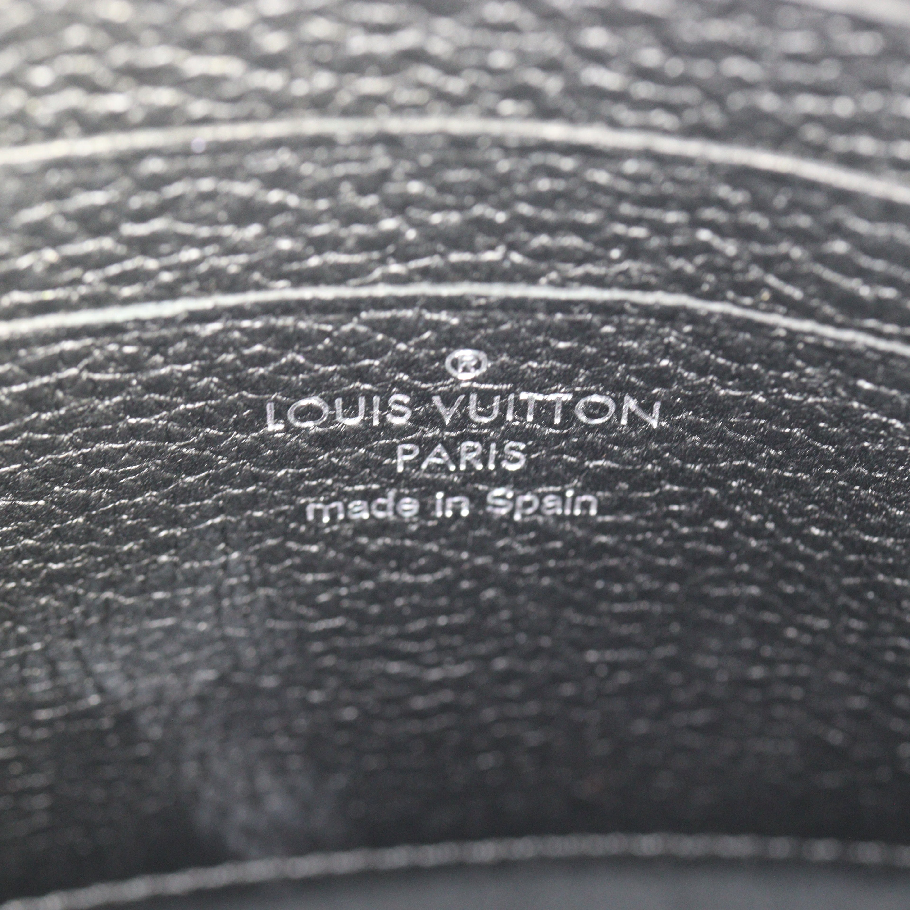 Louis Vuitton Lockme Bucket Mini