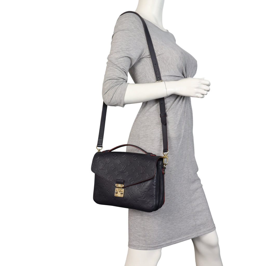 Louis Vuitton Pochette Metis Monogram Empreinte