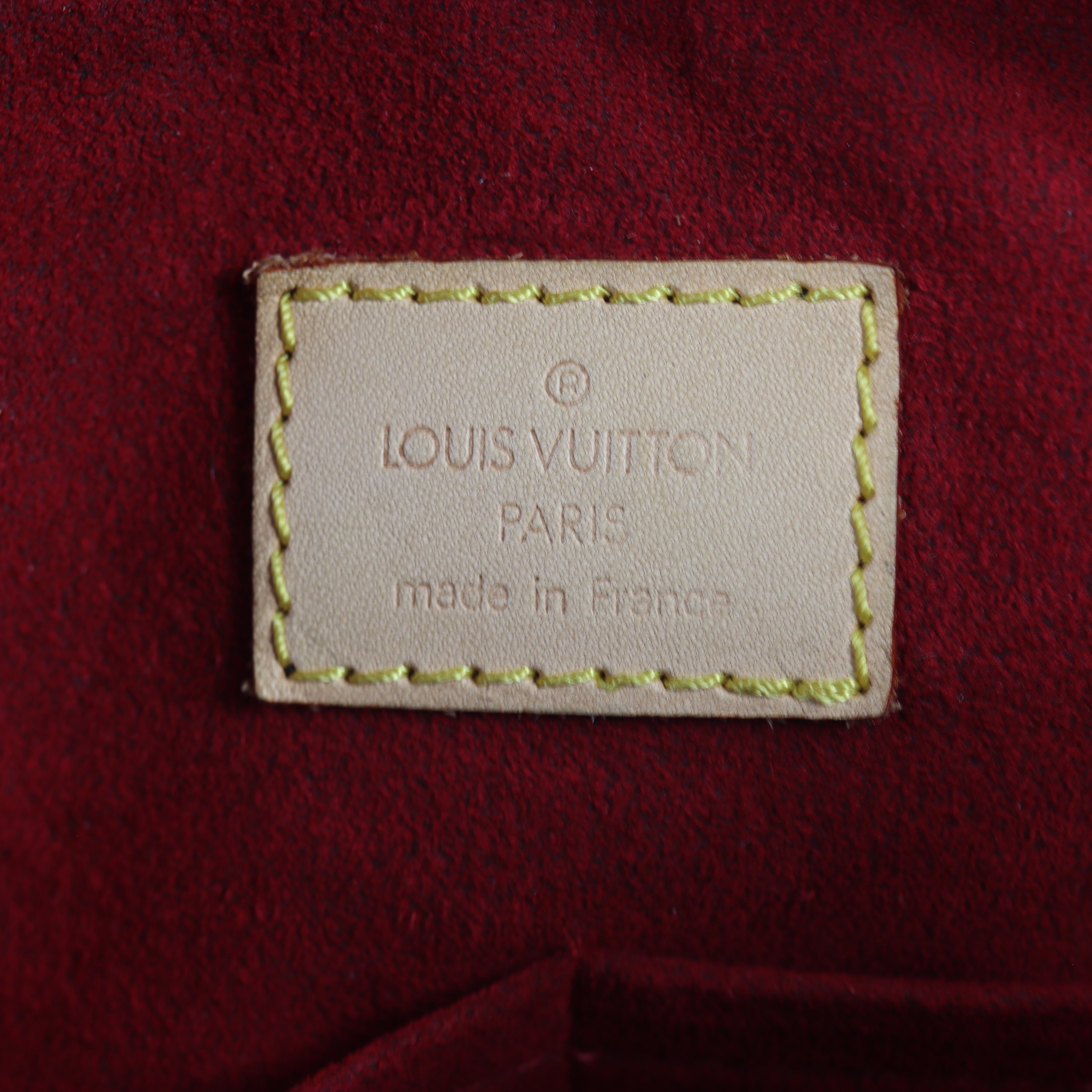 Louis Vuitton Multipli-Cite Monogram