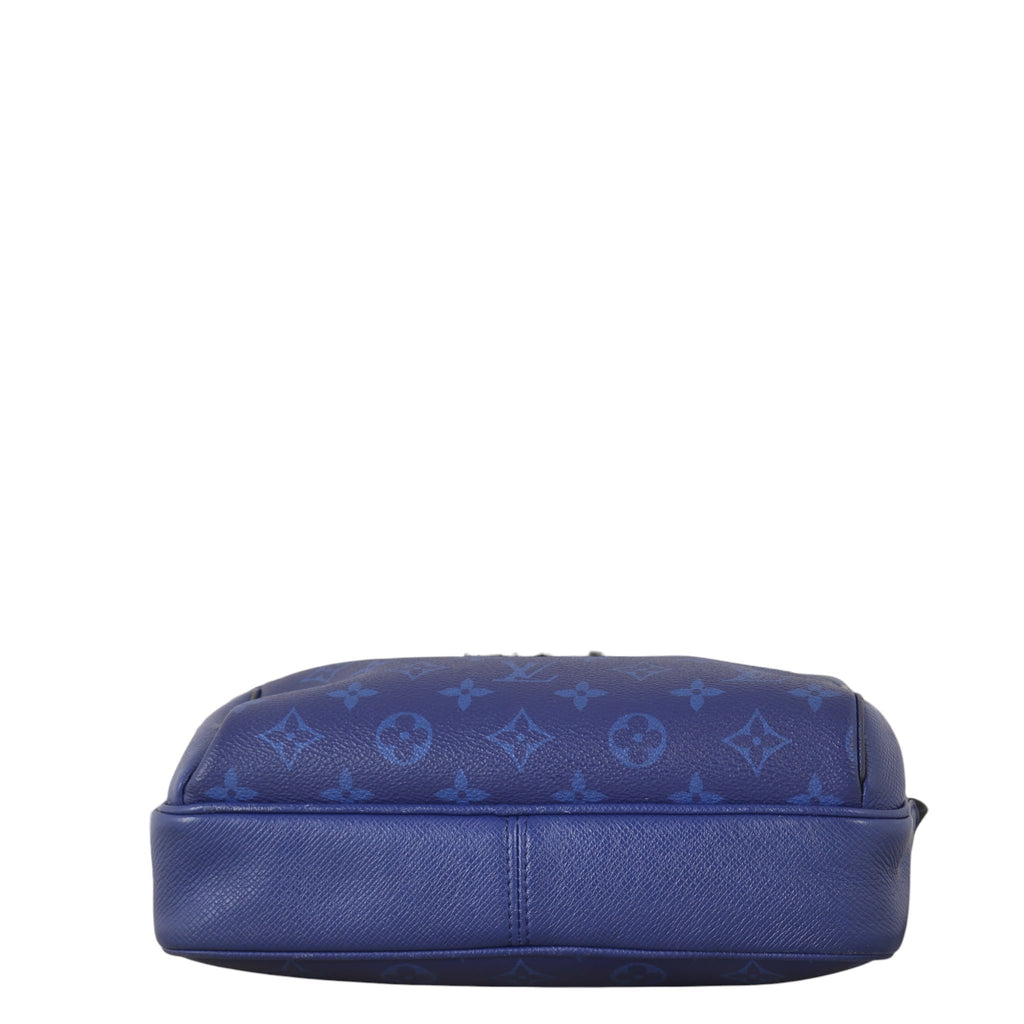 Louis Vuitton Outdoor Messenger Monogram Taigarama